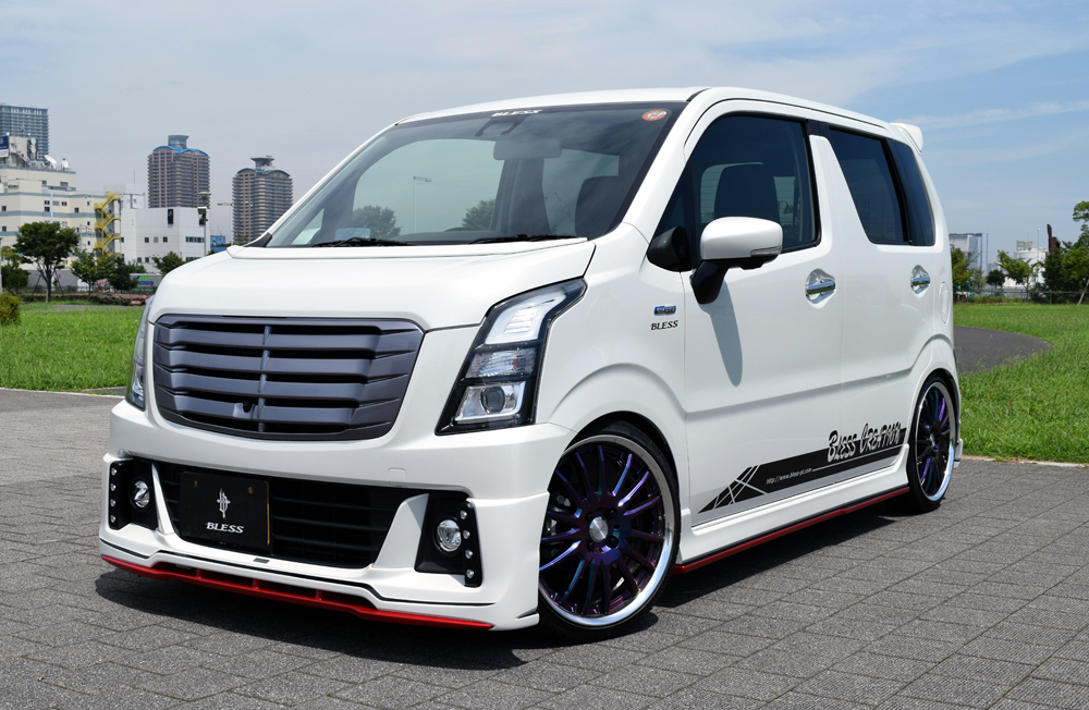 ワゴンR スティングレー(MH55S）フロントグリル(カメラ付車