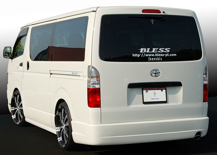 ハイエース 標準 ナロー マフラーレス リアバンパー 070 塗装