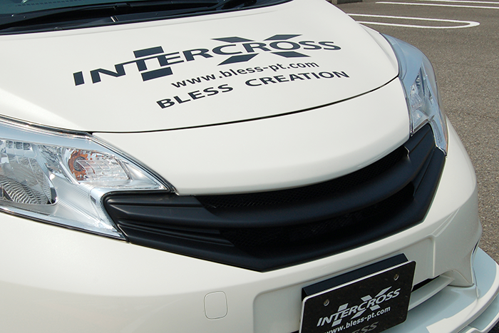 E12型ノート（前期）】フロントグリル・標準タイプ（カメラ無し