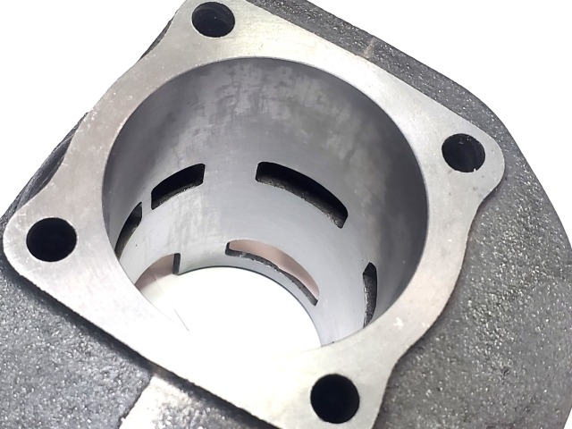 NEW 57mmボアアップキット(3ポート) グランドアクシス BW'S100