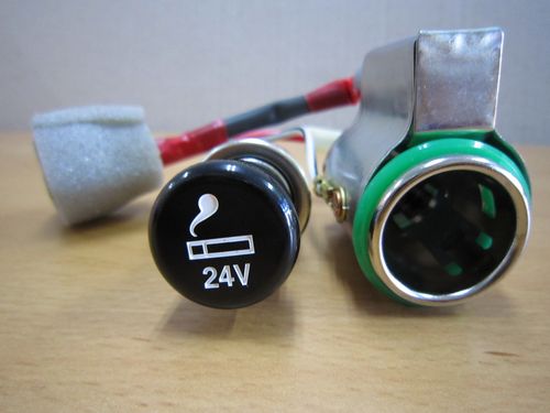 ランクル70 照明付きシガーライター24V 純正 新品 | クルーザーランド