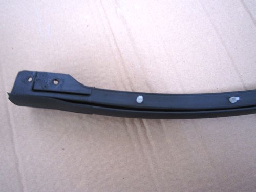 ランドクルーザー60(HＪ61V) 中古ウエザーストリップセット ランドクルーザー60(HJ61V) 中古ウエザーストリップセット