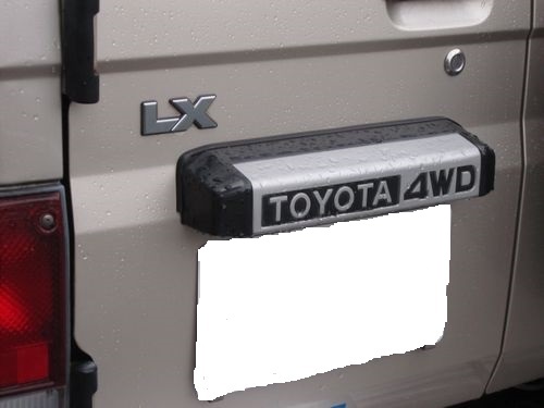 トヨタ純正品70ランドクルーザー ナロー LX リアエンブレムランクル