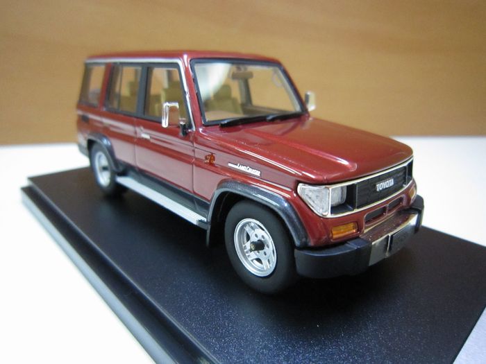 ランクル78プラド SXワイド アクティブフィールドトーニング 1/43 新品