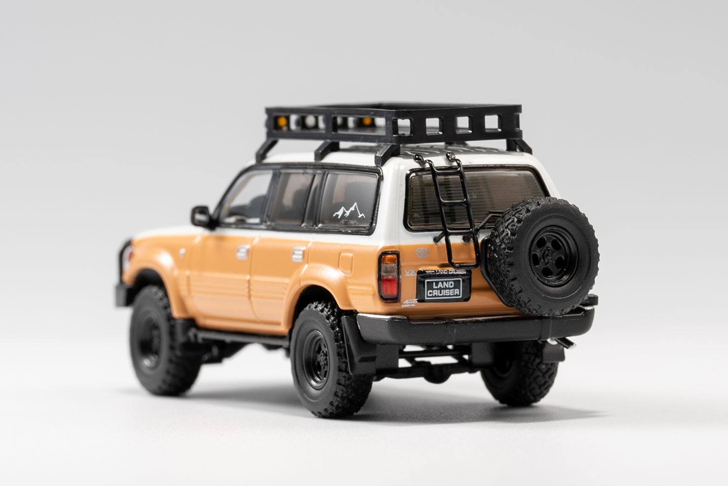 GCD トヨタ ランドクルーザー LC80 オフロード バージョン 左