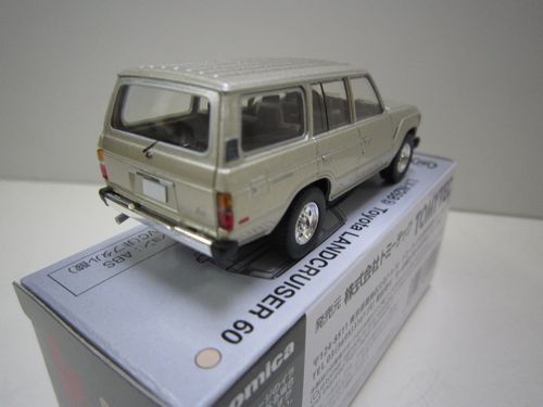 トミカリミテッドヴィンテージ NEO 1/64 トヨタ ランドクルーザー60