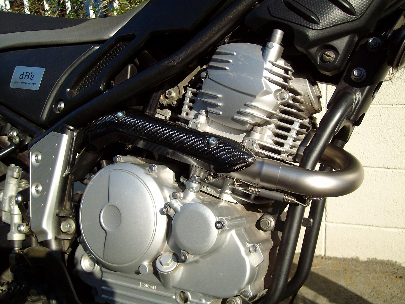 dB’s XT250 カーボンヒートガード dB's XT250 カーボンヒートガード