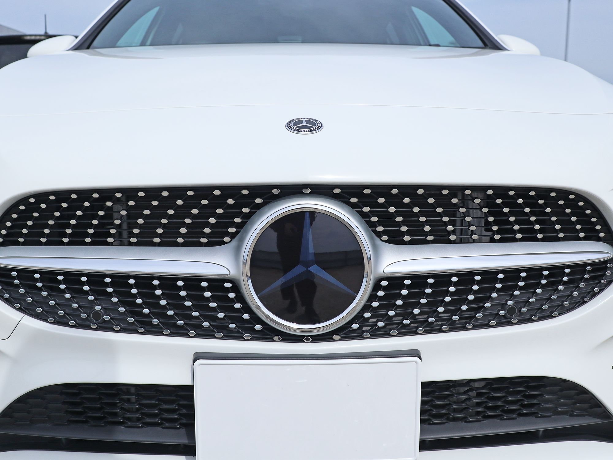 AMG A35 エディション1 純正フロント グリル ブラック塗装