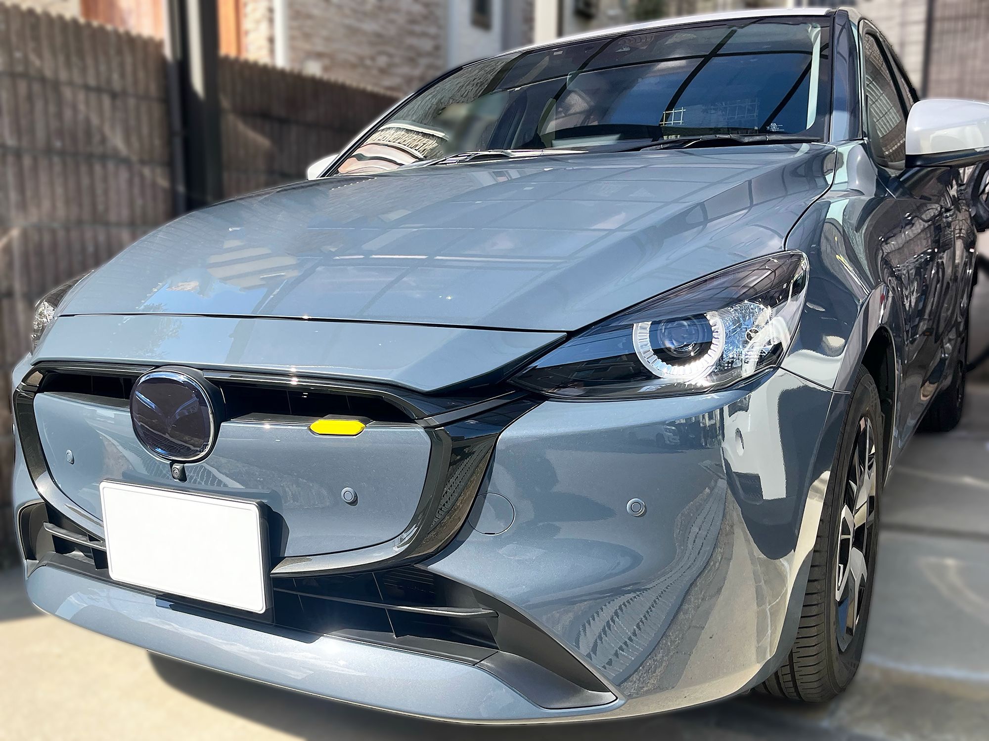 デミオ DJ3FS DJ5FS DJ3AS DJ5AS ホイル 社外アルミ * LAYCEA * タイヤ 2015年 15×5.5J 4穴/100 3本 ＹＯＫＯＨＡＭＡ185/65R15