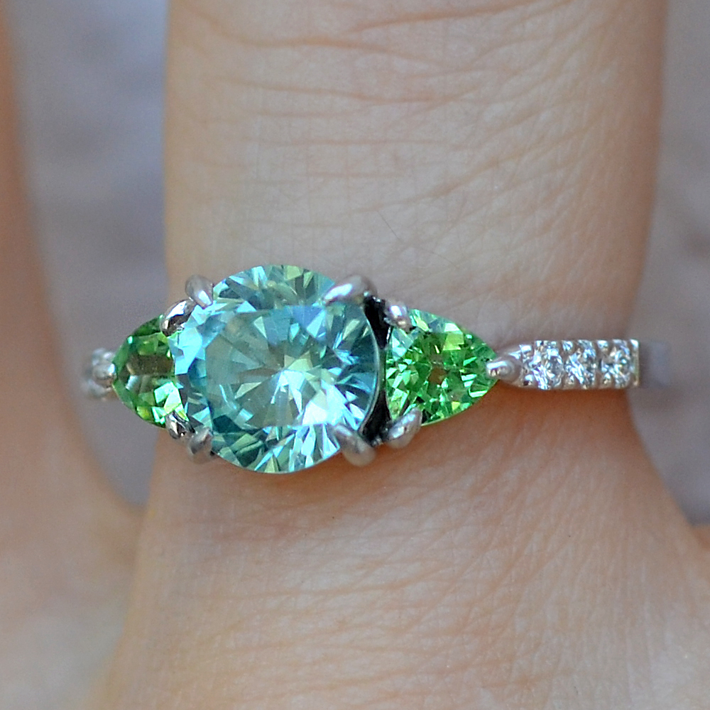 うら様　フォロー割　グリーンガーネット　ダイヤモンド　pt900リング 楽天市場】Pt900 グリーンガーネット ダイヤモンド リング指輪