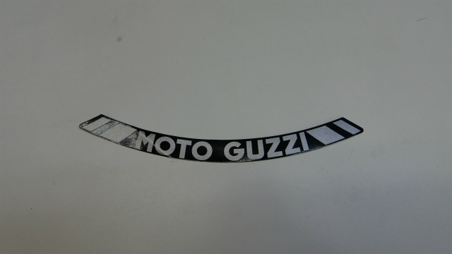 MOTO GUZZI【銀】ホイールデカール | デージーカンパニー通信販売