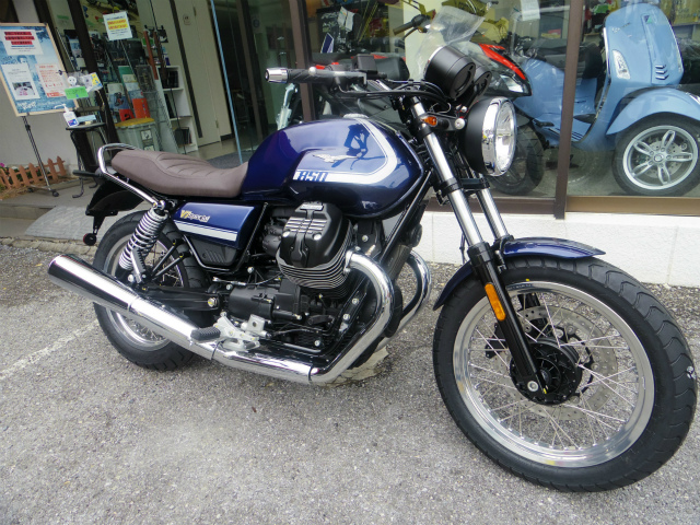 Moto Guzzi V7Special ユーロ5モデル(850cc) 用ウィンドスクリーンKIT