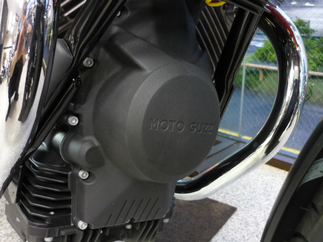モトグッチV7(MY09~13)用アンダーカウル | デージーカンパニー通信販売 