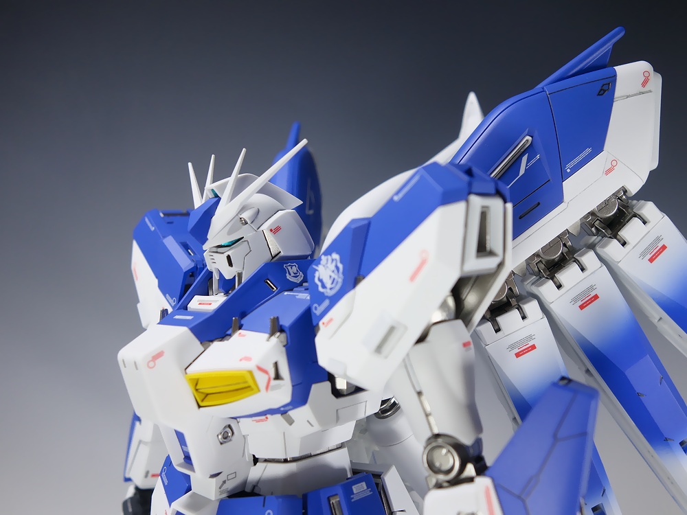 MG 1/100 Hi-νガンダム Ver.Ka 塗装済完成品 全塗装【プレミアムプラス完成品】バンダイ MG 1/100 Hi-ν