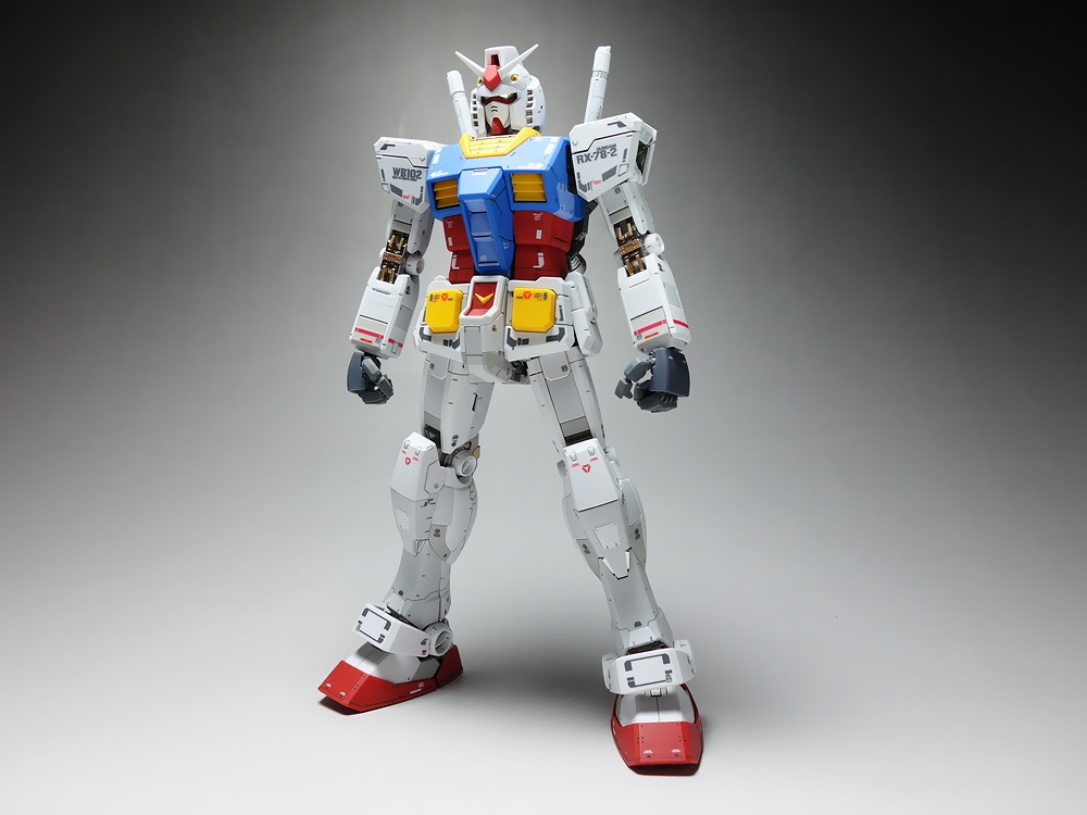 プレミアム完成品】バンダイ MG 1/100 ガンダム Ver.3.0 | プラモデル