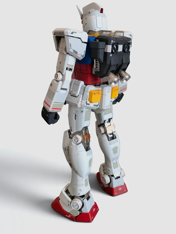全塗装【プレミアムプラス完成品】バンダイ MG 1/100 ガンダム Ver.3.0