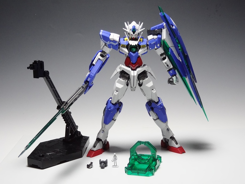 プレミアム完成品】バンダイ MG 1/100 ダブルオークアンタ