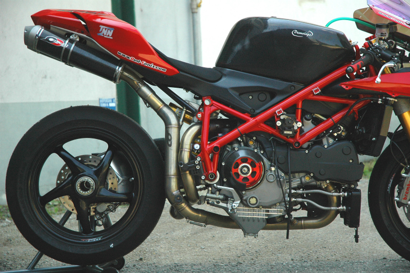 QD Exhaust Ducati 848/1098/1198 マフラー | MotoWorld Japan