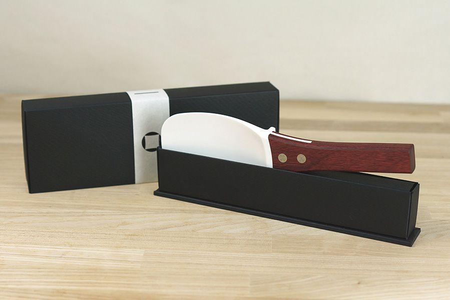 ☆日本製☆ プリンス工業「宴」フッ素樹脂しゃもじ 黒×肌【新品・未使用】