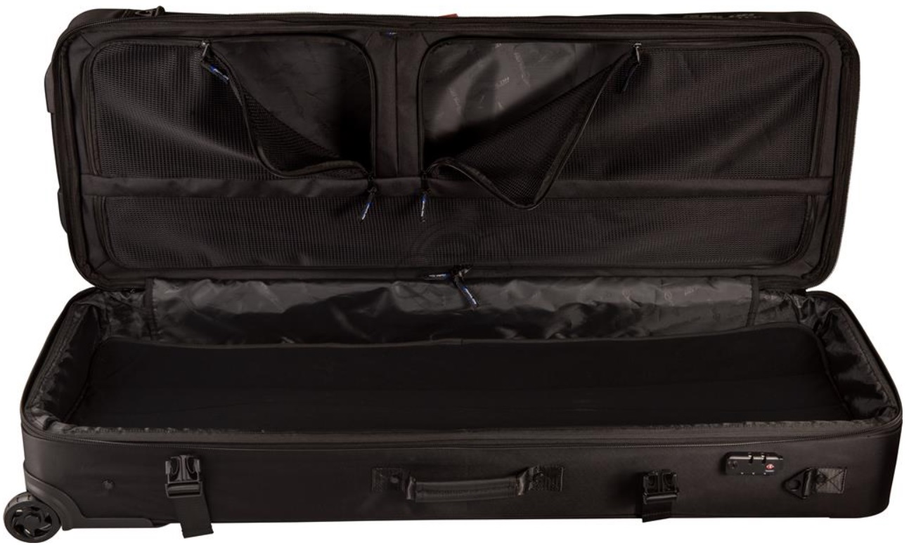 ハーディ　アヴェロン　Averon 7000　黒　6～8番　外箱ケース付き ハーディ アヴェロン Averon 7000 黒 6～8番 外箱ケース付き HARDY