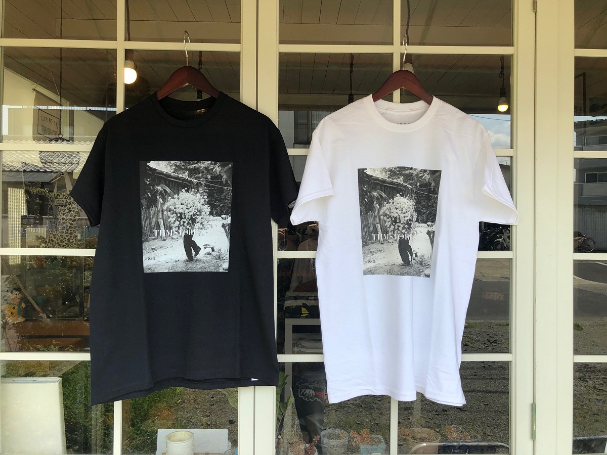 WAX THM store photo tee 