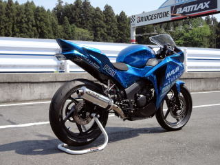 CBR125R アッパーカウル | FRP Takezo online shop