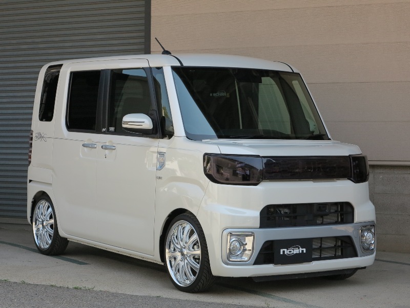 LA700ウェイク/前期 Fグリルカバー | ガレージノア