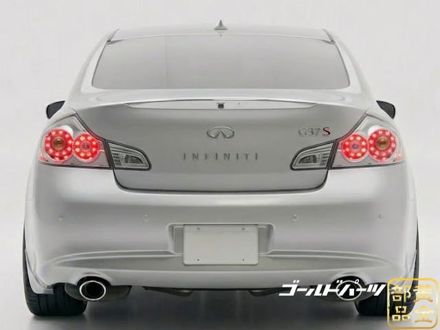 V36 スカイラインセダン オールクリアーLEDテールランプ クリアー G25