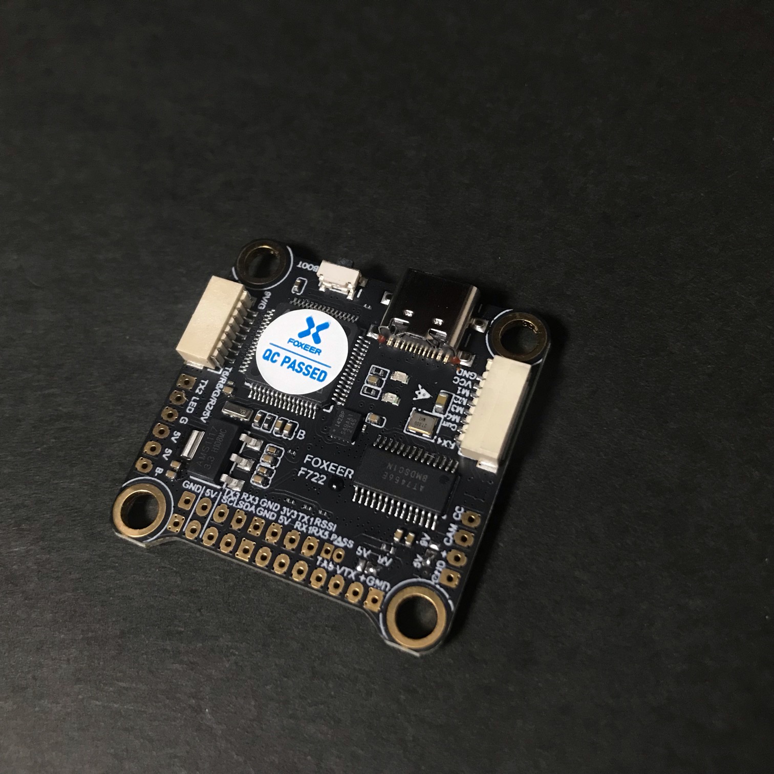 FOXEER F722 V4 FLIGHT CONTROLLER 3~6S 30*30 MR1685 - GOLD STONE PRODUCTS