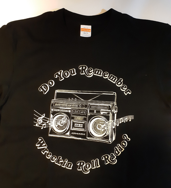 Mサイズのみ奇跡の再入荷！送料込み【Tシャツ／ラジカセ世代・黒