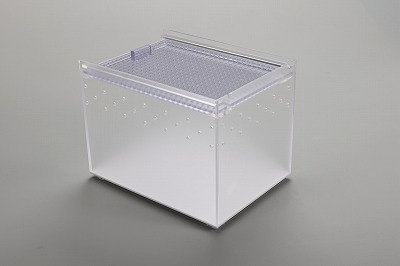 ハチクラ監修 プレミアムレプタイルケース 300×200×150mmサイズ