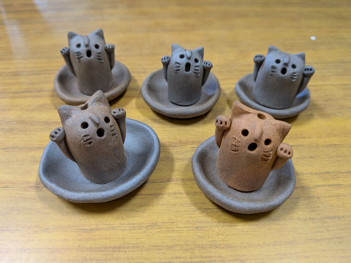 縄文土偶形 招き猫 置物 V 9063 縄文土偶形シャーマン招き猫