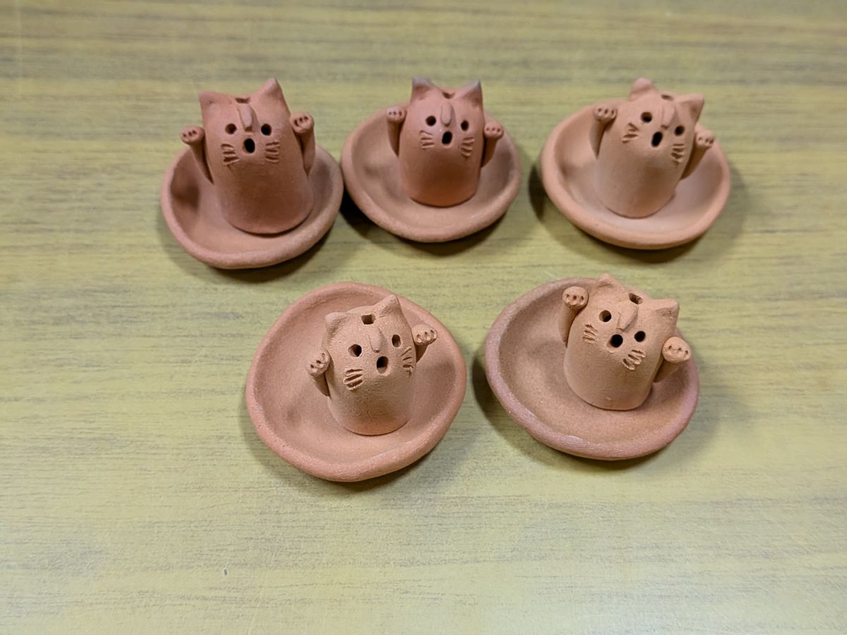 皿ねこはにわ お香立てにもなります | はにわ処さかもと商店 埴輪 土偶