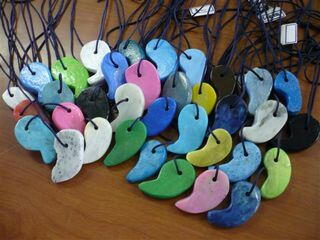 ろう石 勾玉用 40mm30mm12mm | はにわ処さかもと商店 埴輪 土偶 縄文