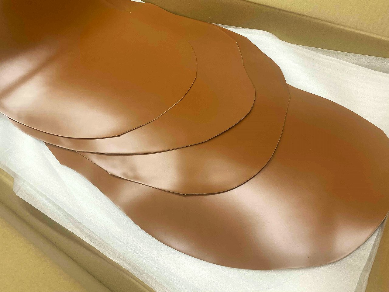 コードバン レザークラフト 材料 ナチュラル漉き加工済み 新喜皮革 1mm前後 経年変化が楽しめます！複数購入送料無料 コードバン 黒 | レザークラフト・ドット・ジェーピー - レザー