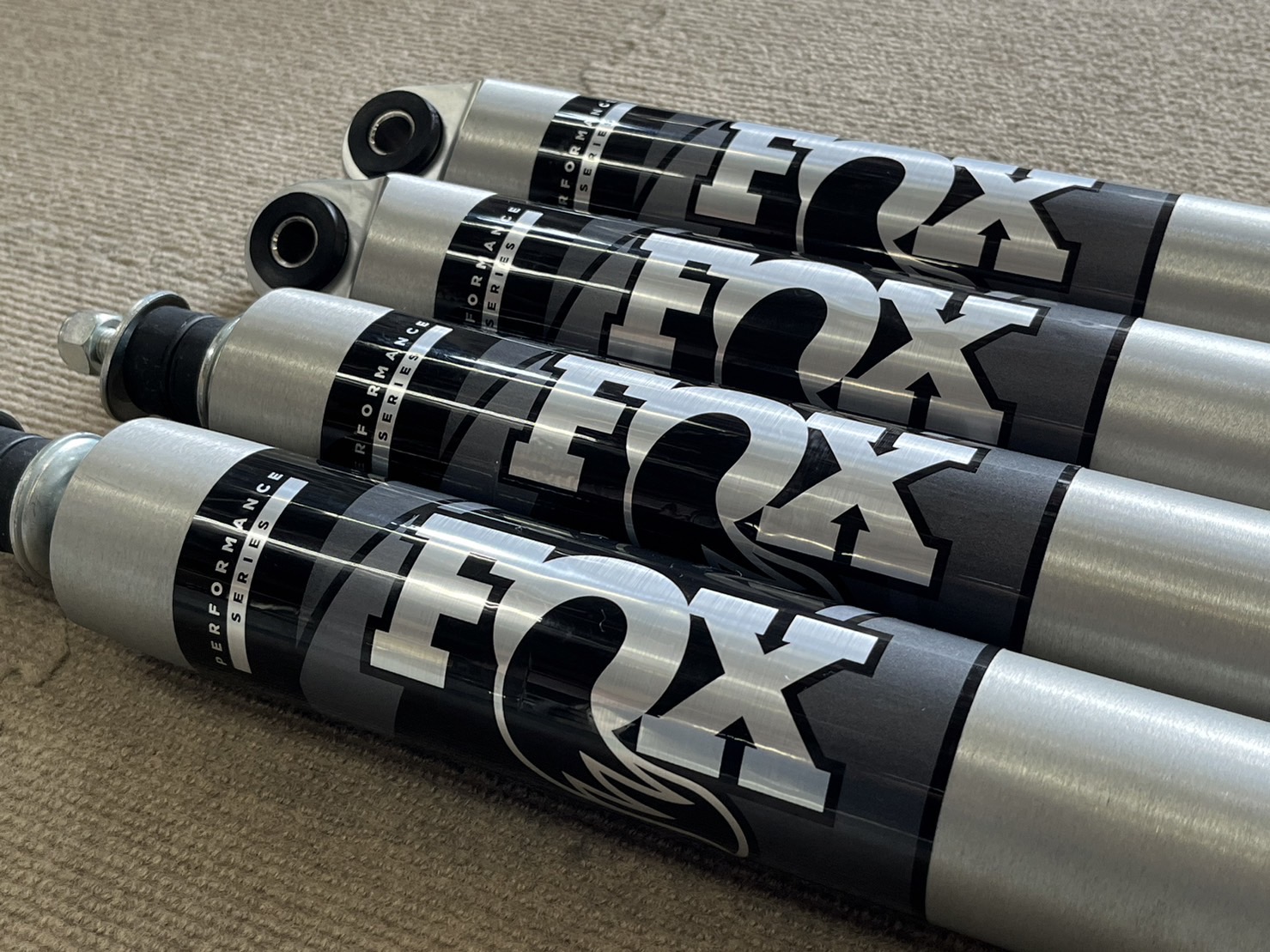 FOX(フォックス)正規品]パフォーマンスシリーズ 2.0 IFP ショック 4.5