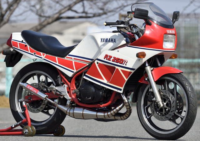 ゴールデンウィーク中値引きします‼️初期型RZ250 4L3用 クロスチャンバー RZ350R 鏡面ステンレスクロスチャンバー TYPE-2 | 株式会社ケイツー
