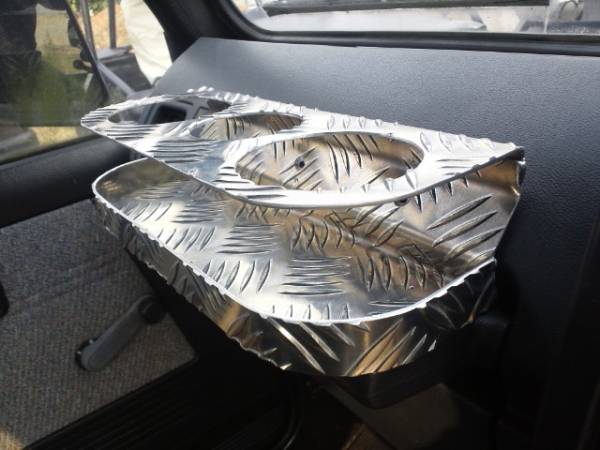 ジムニーJB23Wアルミドリンクホルダーテーブルkitスマホホルダー付き新品ガード1型～4型用アルミ縞板 ジムニーKENPドリンクホルダー＆テーブルKit新品タイプ3 | KENP-factory