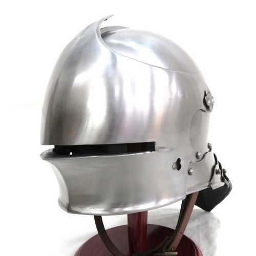 レンタル商品】 中世18ゲージスチール製サレット レザーライナー付き