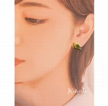 石粉粘土の小鳥イヤリング（ピアス）H | Kotorika (小鳥のアクセサリー