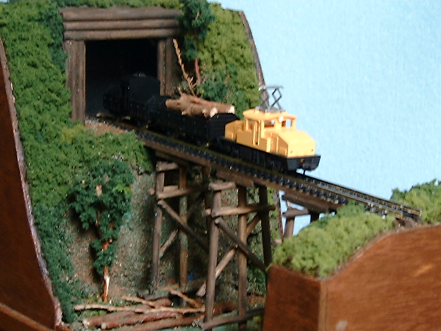ミニらま １８－２ 森林鉄道１．丸太の橋とトンネルのある情景 - 工房 
