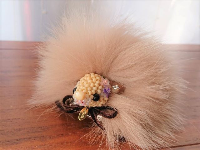 ポンポンねずみのブローチ | LeaLea beads