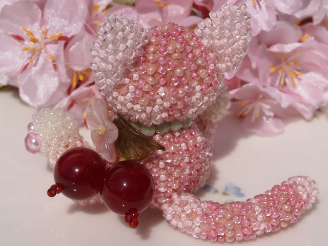 あみぐるみの猫ちゃん*SAKURA | LeaLea beads