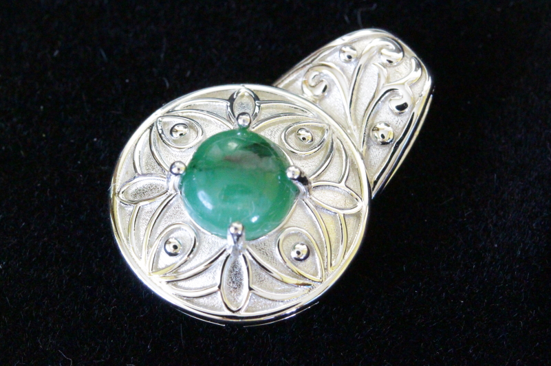 クリックで画像を表示