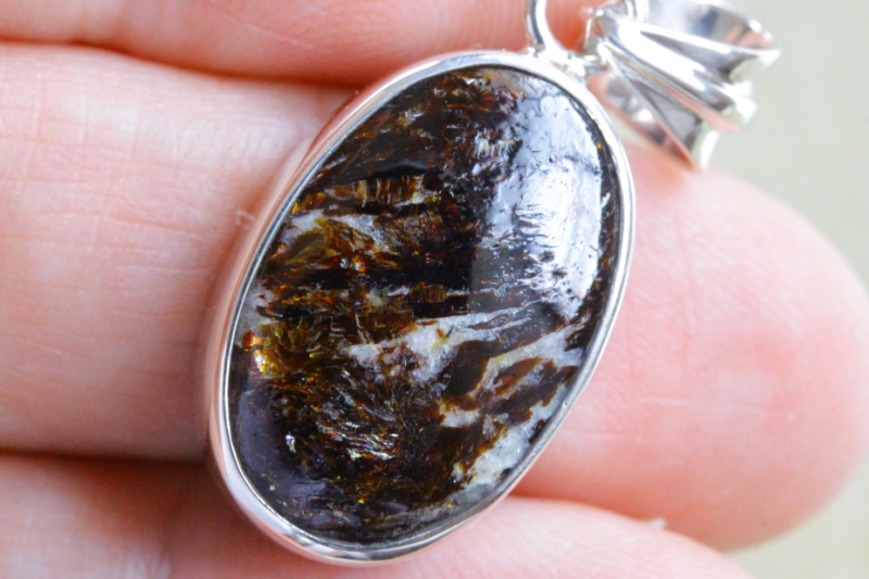 クリックで画像を表示