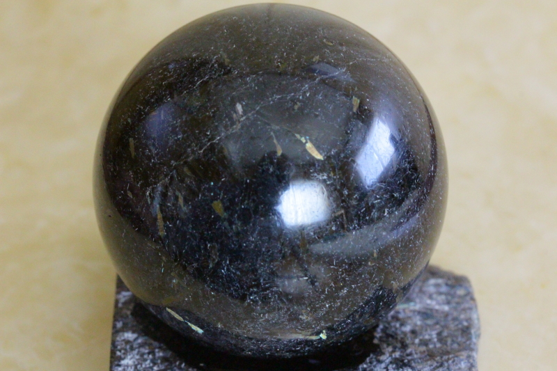 大玉 ヌーマイト 重さ約1100g