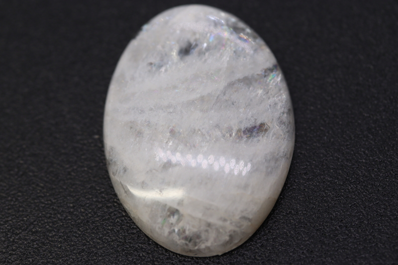 レインボーシラー ロシア産ナトロライト 22.6ct - ロシア産