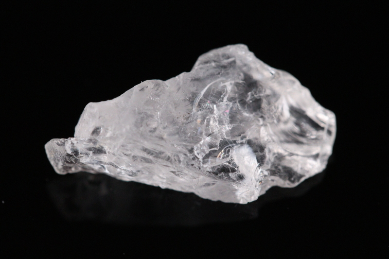 まるごと超透明4.4ct！超高波動ロシア産フェナカイト原石【最高品質