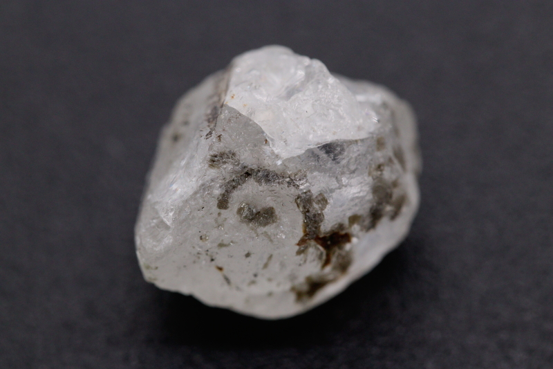 まるごとホワイト17.0ct！超高波動ロシア産フェナカイト原石【最高品質 