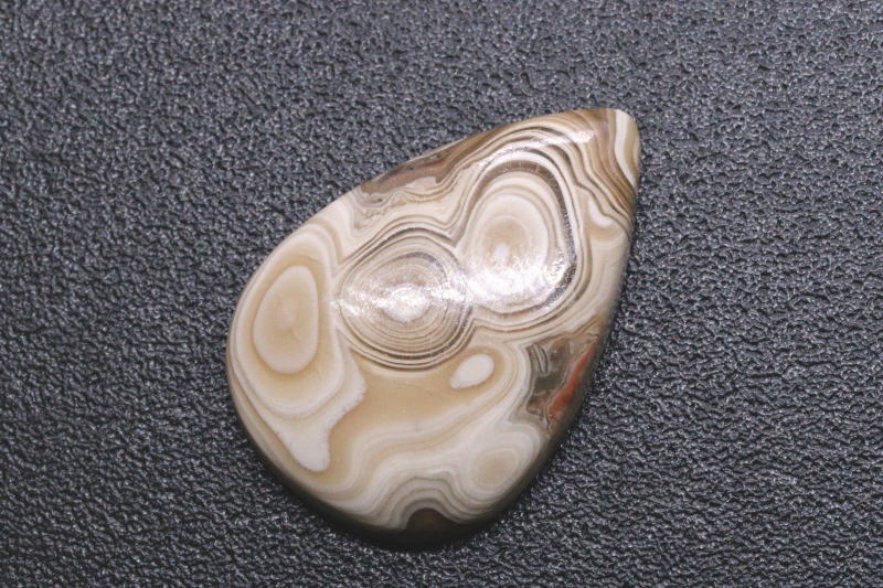 クリックで画像を表示